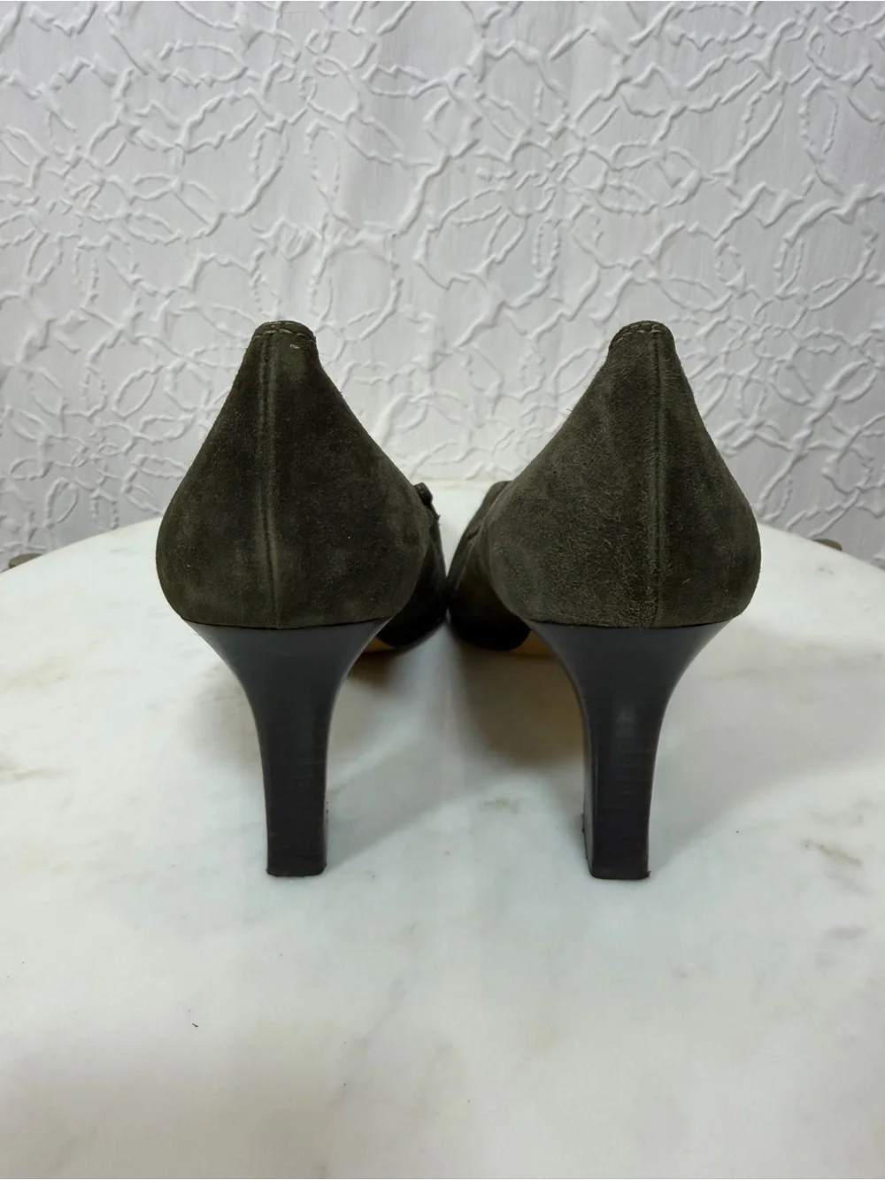 Salvatore Ferragamo Vintage 90’s Olive Green Suede Square Heel Loafers Sz 8.5